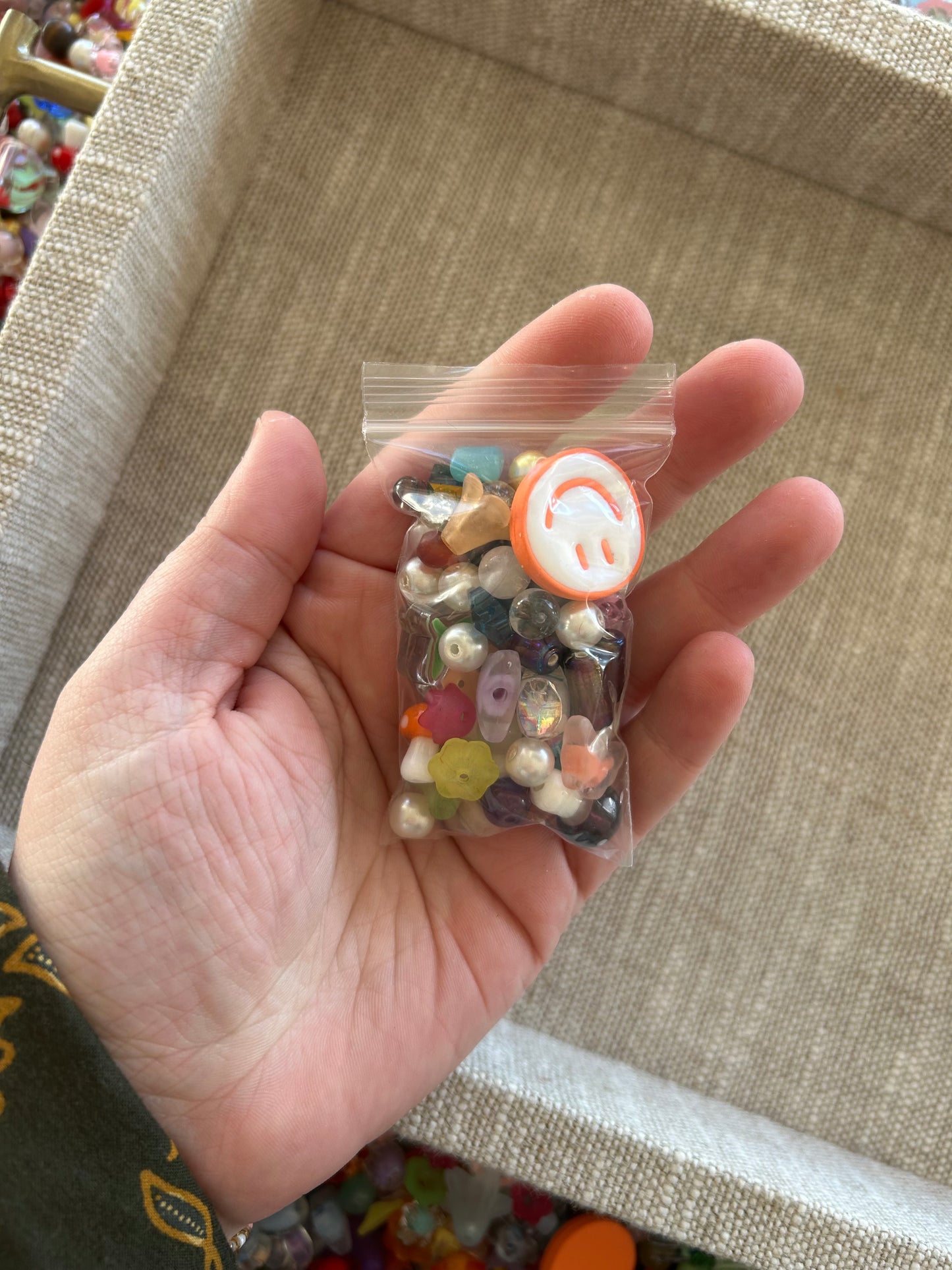 Bead Bin Bags : Glass, Acrylic, Dyed Quartz etc.