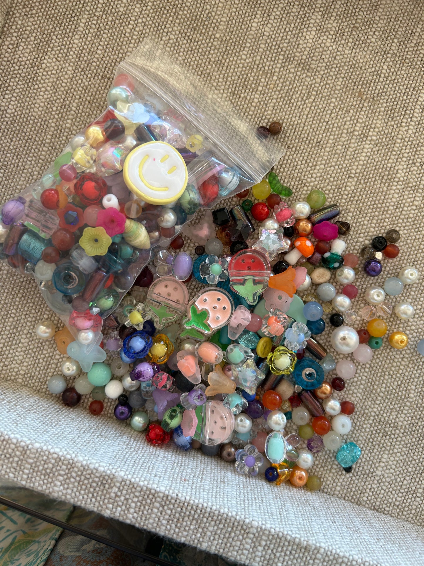 Bead Bin Bags : Glass, Acrylic, Dyed Quartz etc.