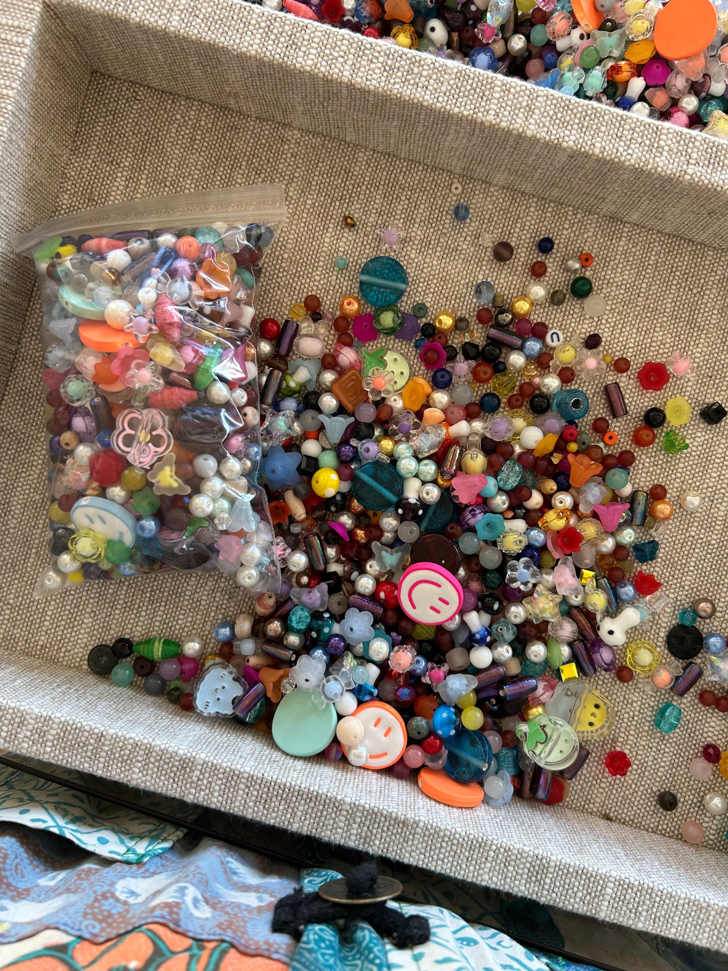 Bead Bin Bags : Glass, Acrylic, Dyed Quartz etc.