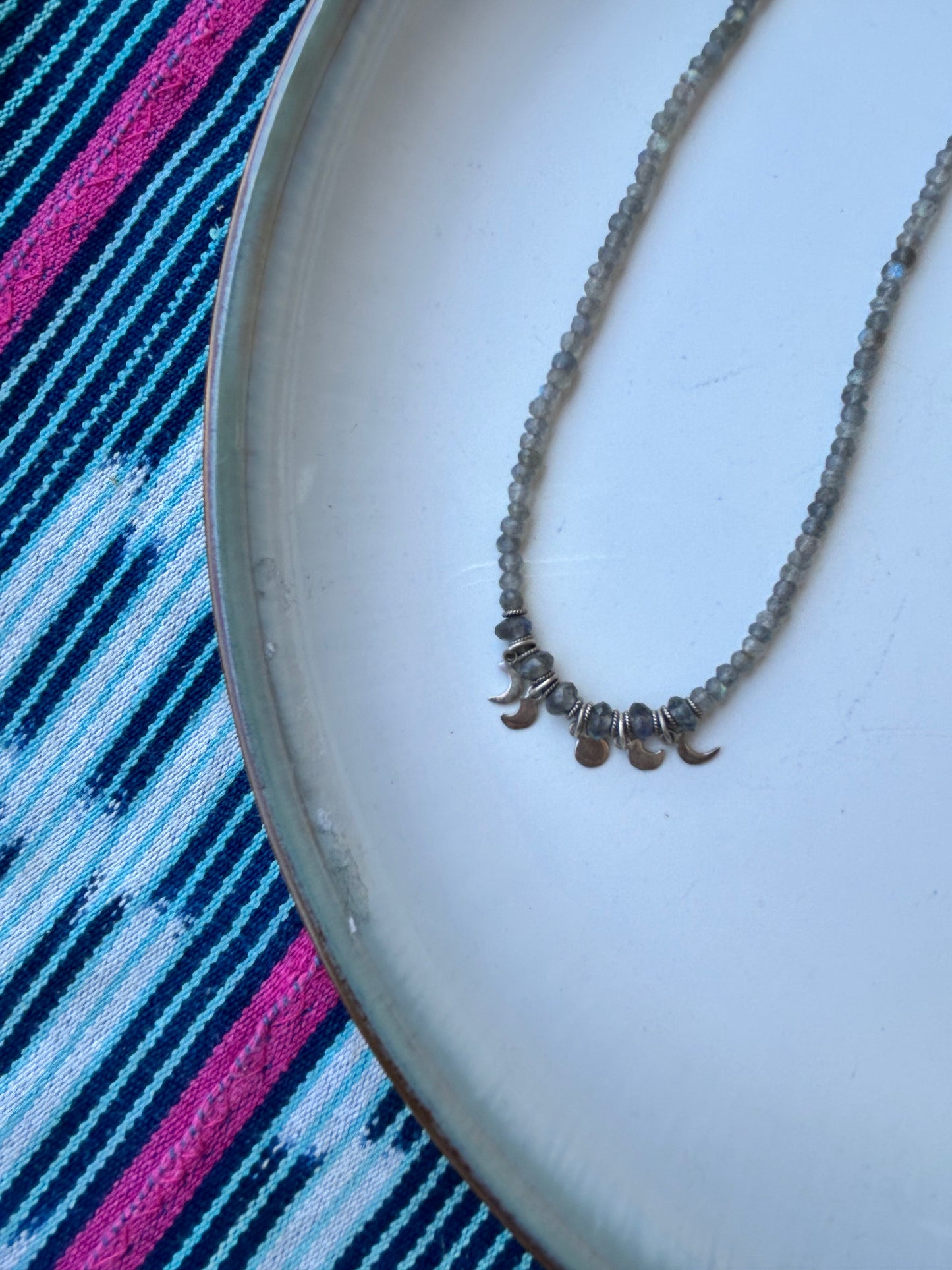 Moonphase Labradorite Necklace